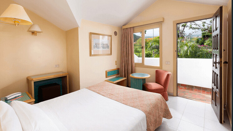 Hotel Parque San Antonio